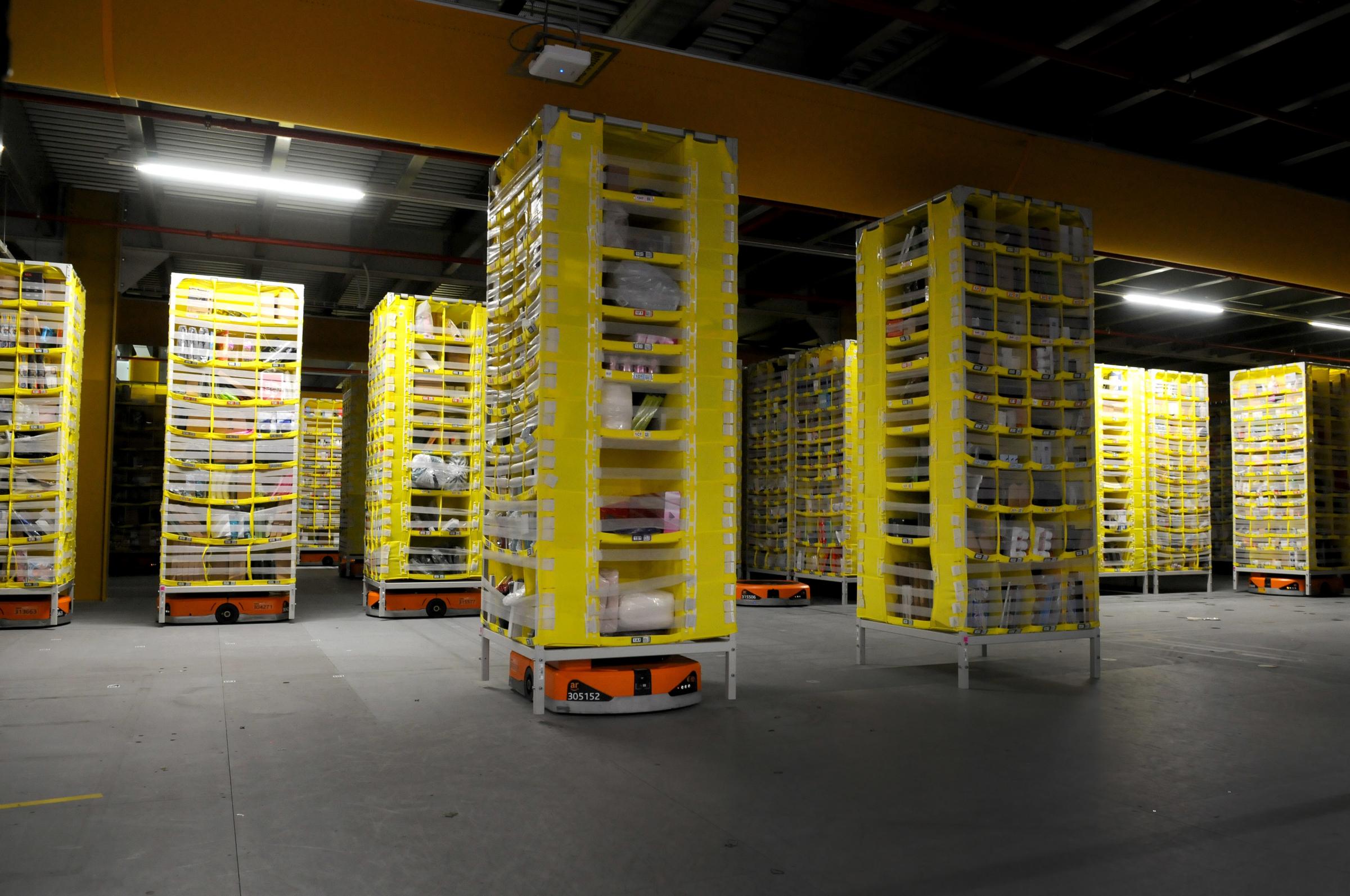 Robots ensure products are stored quickly and efficiently