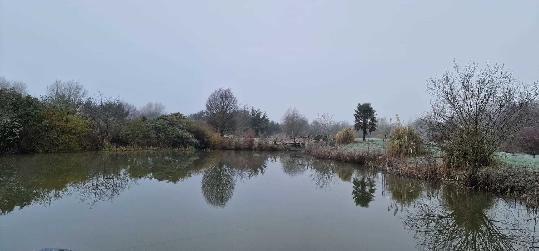 A frosty start to the day at Partridge Lakes by Siobhan Carr