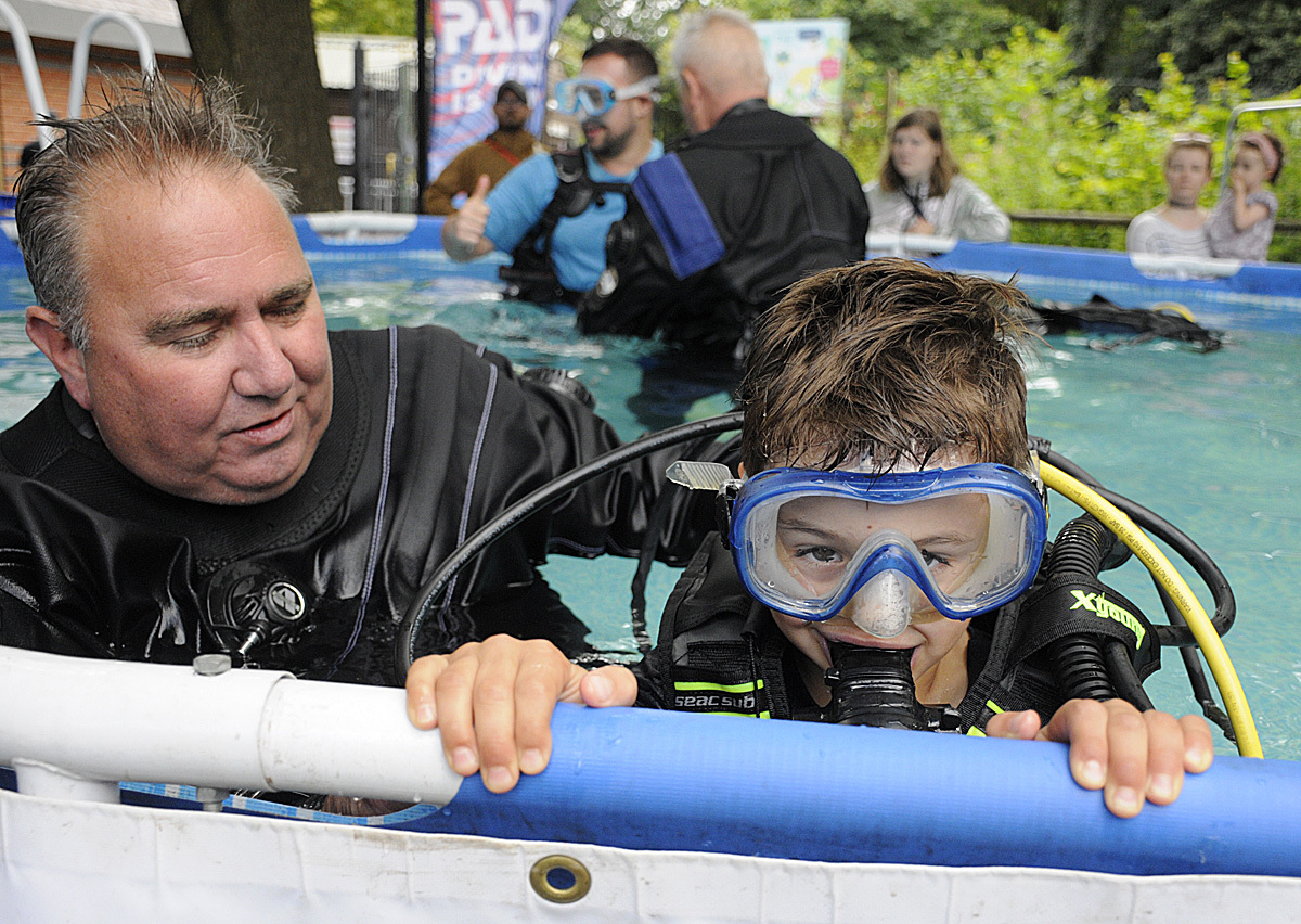 Tomas Marriot, aged eight, tries out scuba