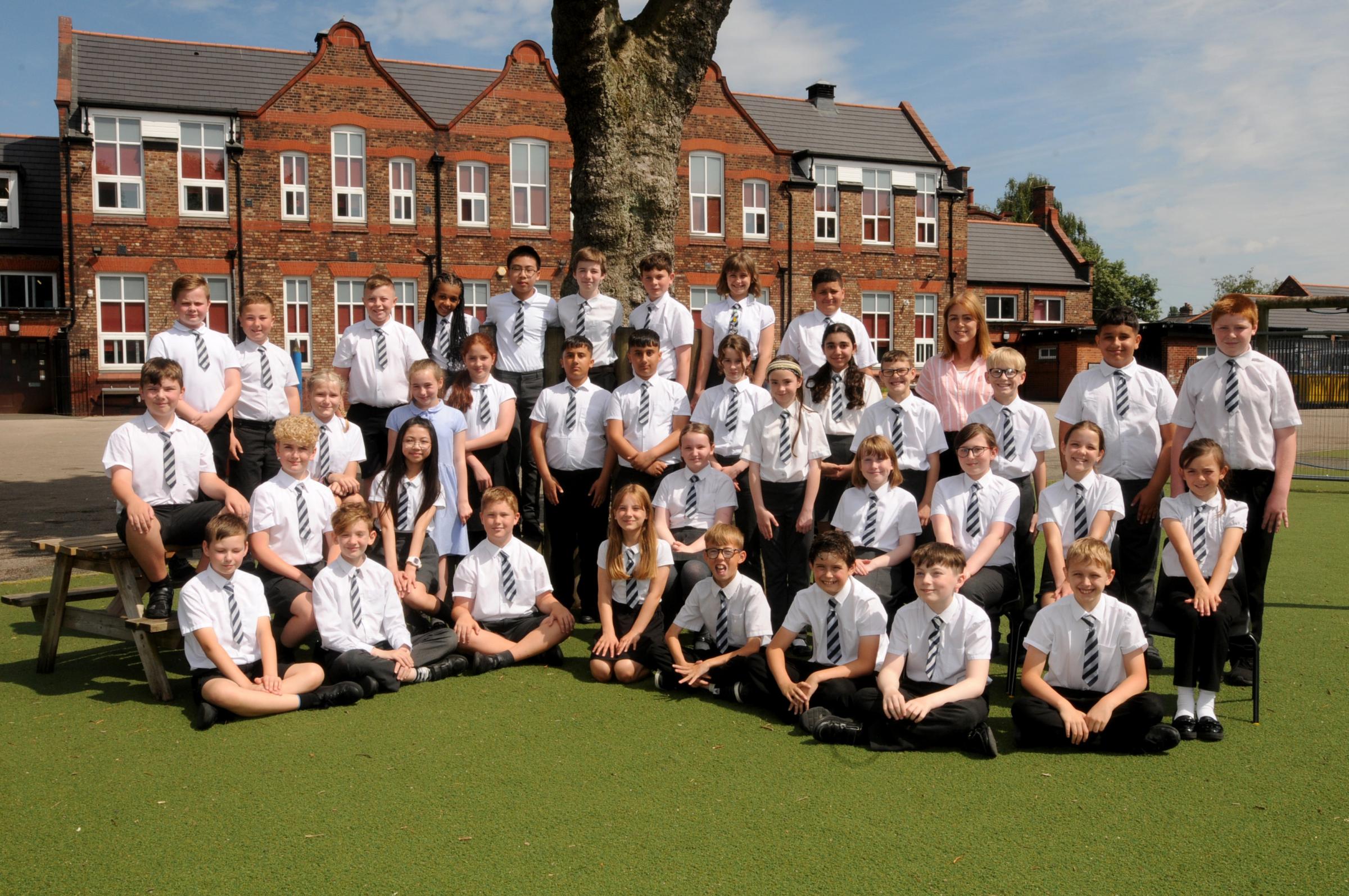 Mrs Lynne Everett , Mrs Gemma Duncan and Miss Julia Pimbletts class at Alderman Bolton Community Primary School