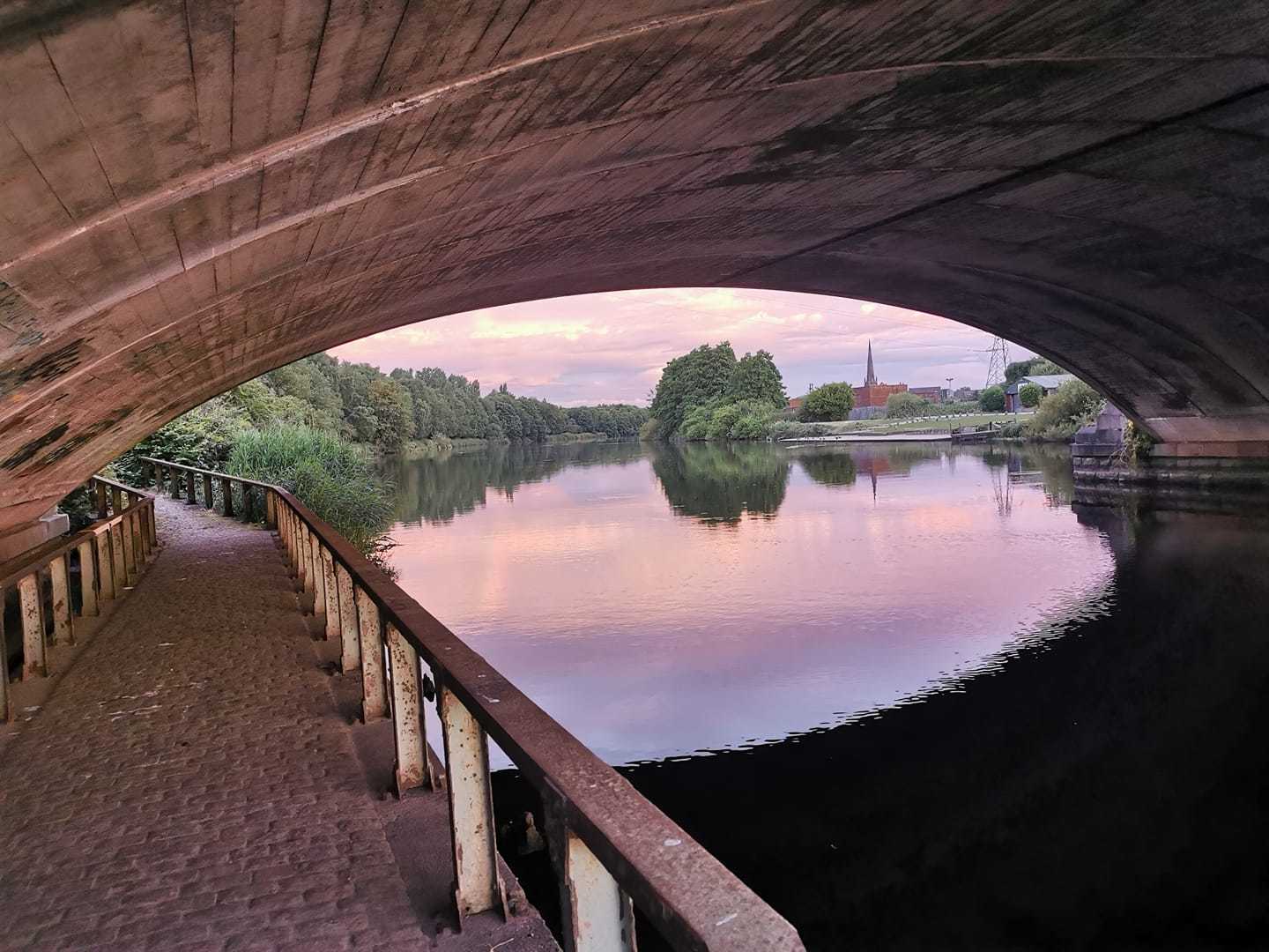 Kingsway Bridge by Jaroslava Jasna