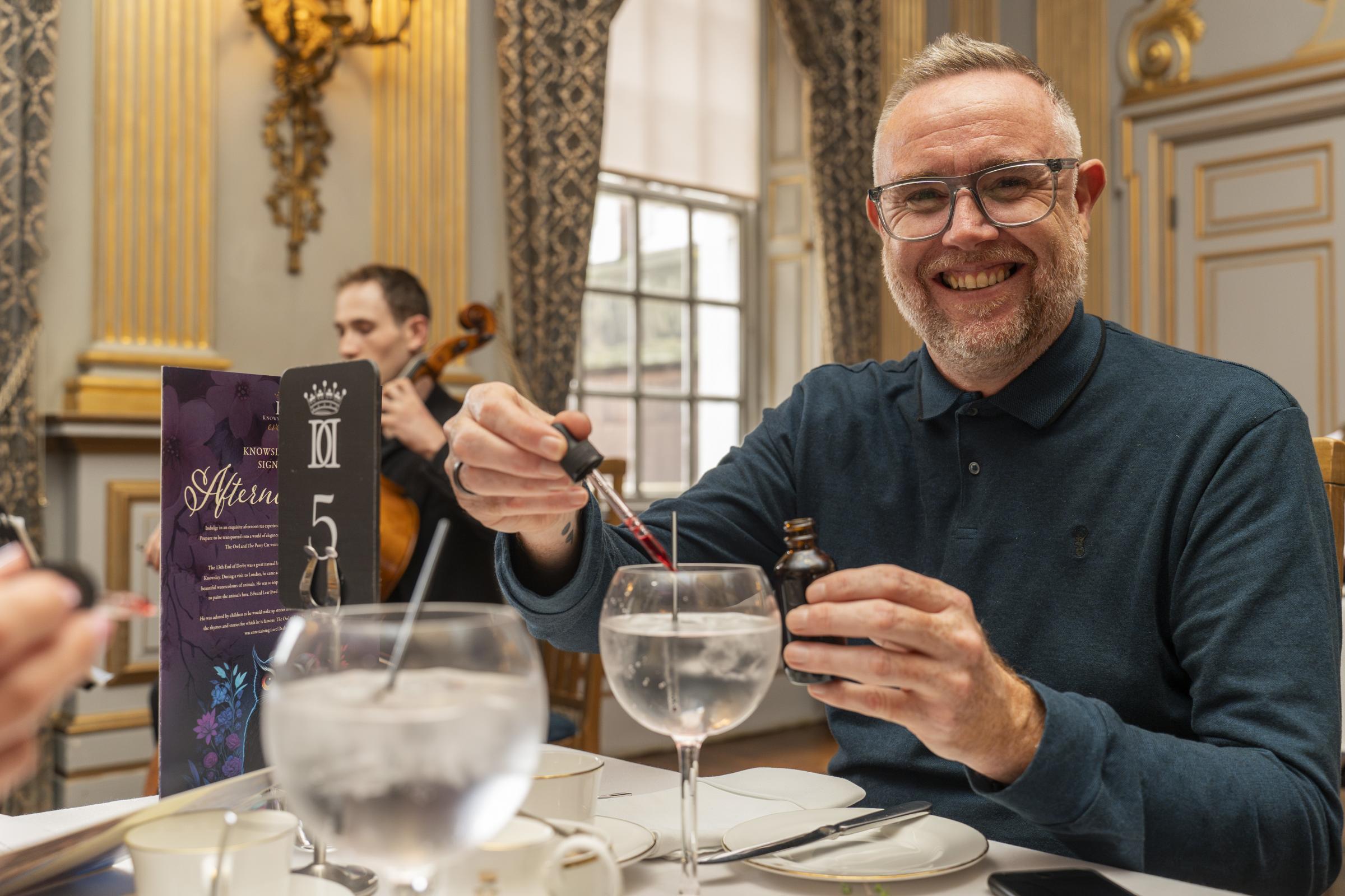 Guests can create their own gins and cocktails