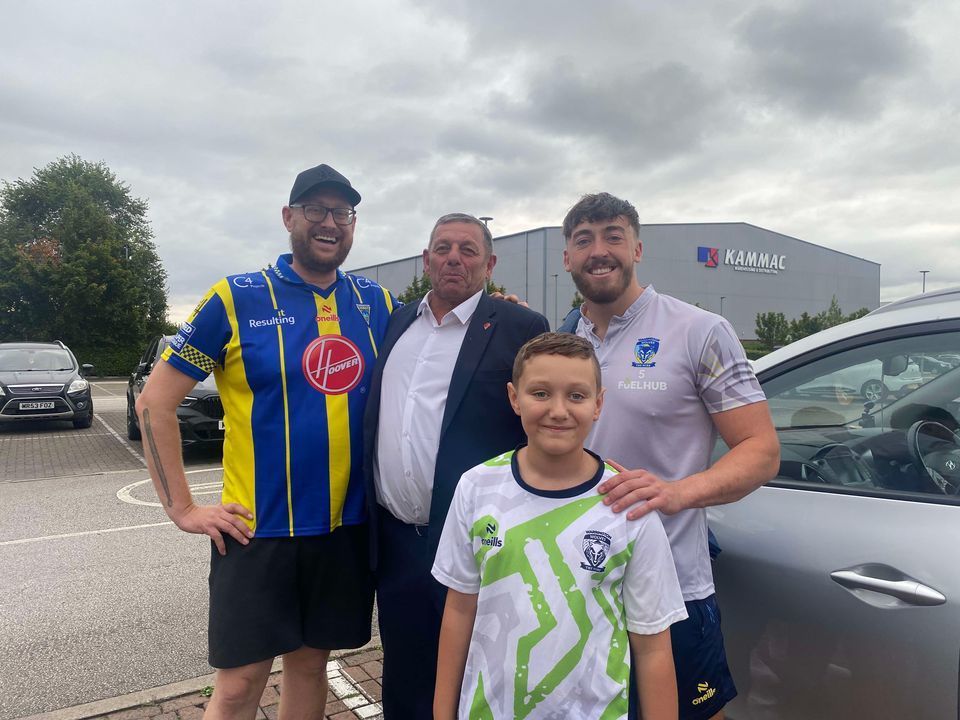 Phil Delamere and his son Alfie with Wire legend Mark Forster and current star Matty Ashton